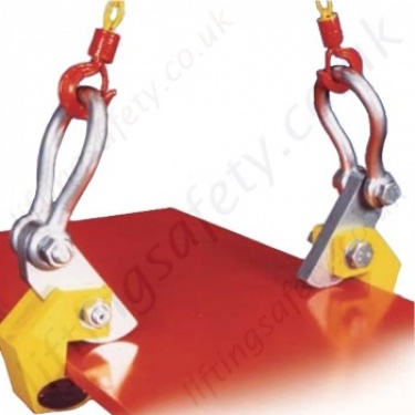 Riley Superclamp Horizontal Plate clamps for Lifting Steel Sheets Carried Flat