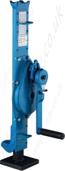 Steel Jack with permanently fitted lifting toe (reduced capacity on the lifting toe). Range from 1500kg to 10,000kg