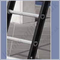wide rungs for ladder safety