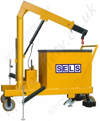 Jib to Rear, Outriggers to Sides