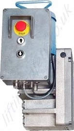 Tirak Mounted Controls