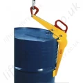 Handling accessory to lift metal drums with edges, diameter 600 mm, open or closed in the vertical position. This model is fitted with a safety locking device via the operating handle.