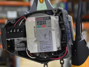 Two Lifting Speeds Through Inverter Two Lifting Speeds Through Inverter