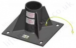 Xtirpa IN-2529 Galv. 102mm Centre Mount Floor Base, for use with the the Xtirpa 1200 Davit Arm