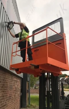 Fork Mounted Access Platform for 2-Persons - Lift-up Bar