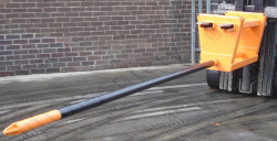 Fork Mounted Pole - Capacity Options of 500kg or 750kg 