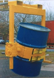 Fork Truck Mounted (and Crane Slung) 110 Litre Drum Rotator Designed for Pouring Liquids. Rotation By loop Chain or Crank Handle  - 200kg